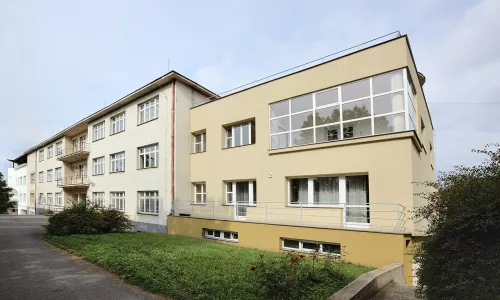 C285 Ústav sociální péče pro tělesně postiženou mládež